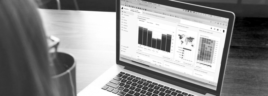 Klasické Google analytics končí